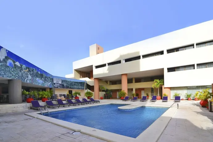 Hotel Los Aluxes, Primary image