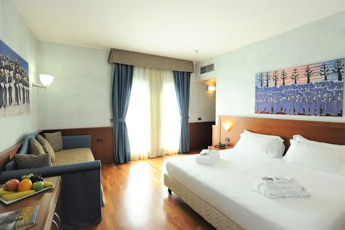 Hotel Raffaello, Primary image