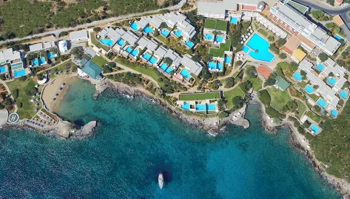 Elounda Mare, Primary image