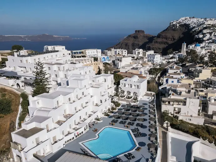 Santorini Palace, Primary image