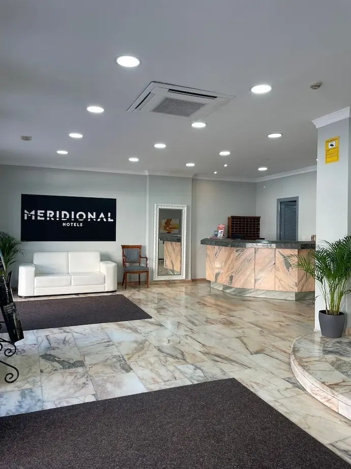 Hotel Trafalgar, Primary image