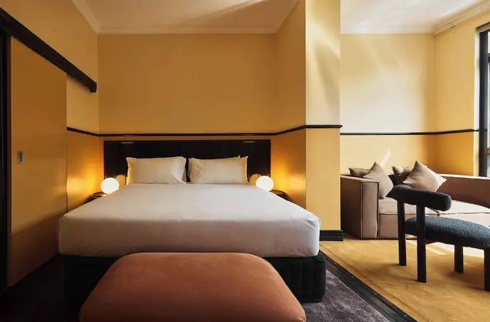 Hotel Diplomat Sydney, Primary image