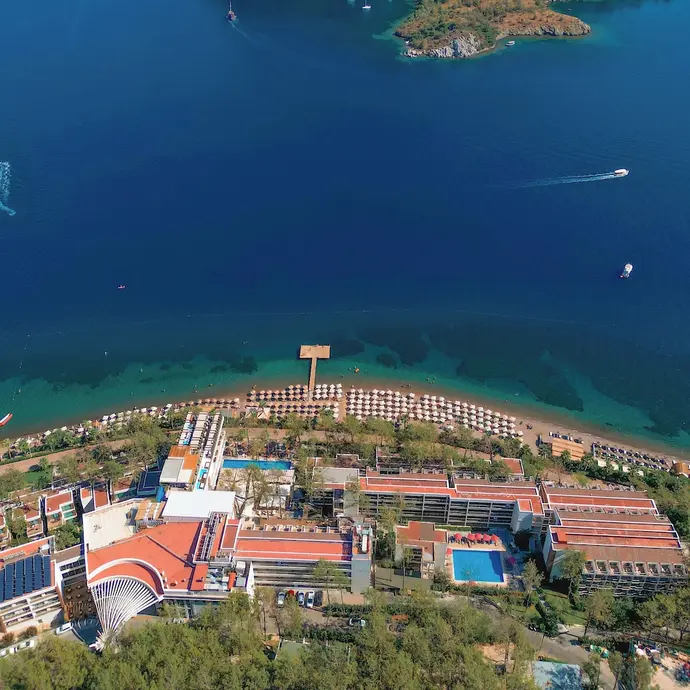 Orka Lotus Beach, Primary image