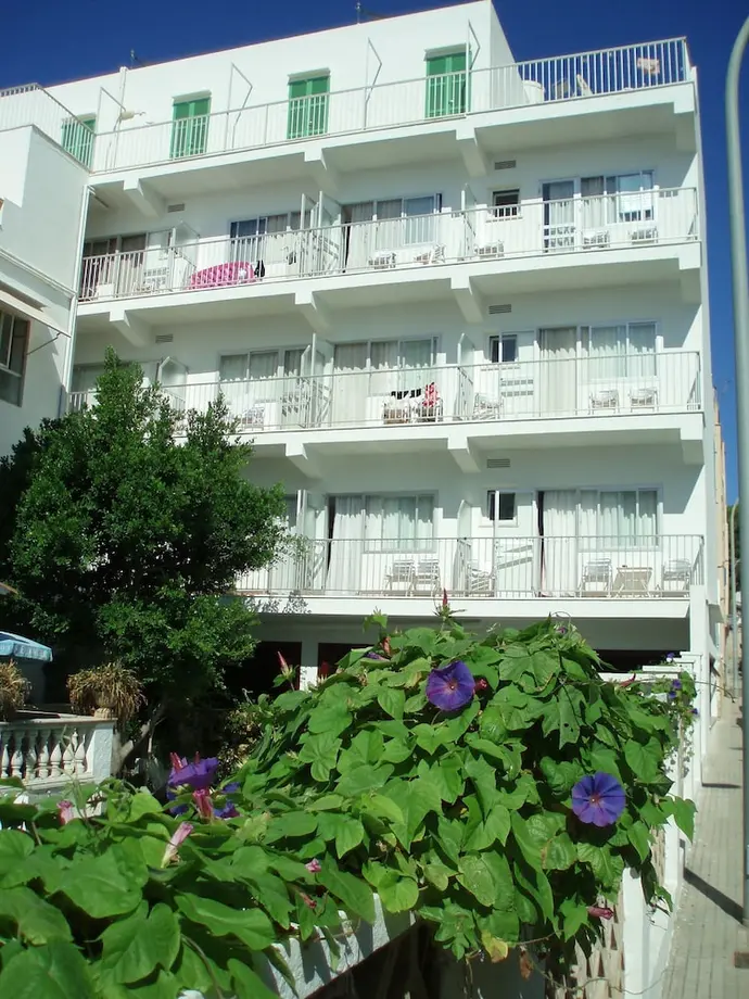 Hostal Ca's Bombu, Primary image