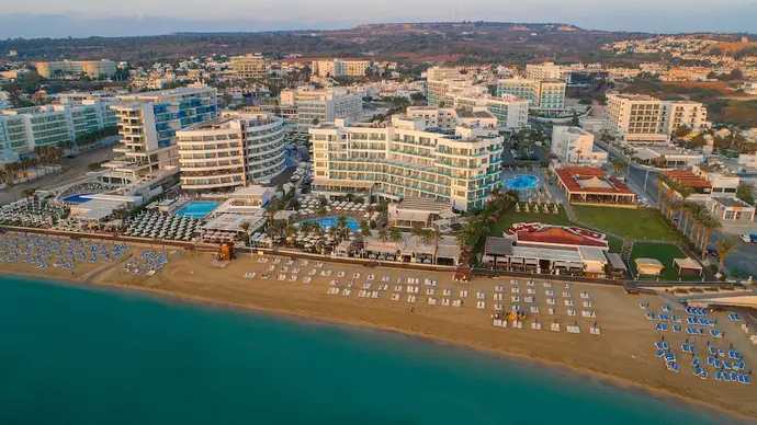 Vrissaki Beach Hotel, Primary image