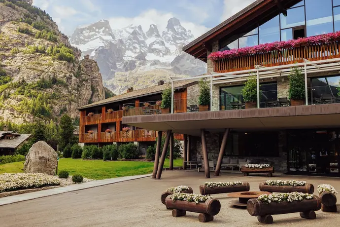 Grand Hotel Courmayeur Montblanc by R Collection Hotels, Primary image