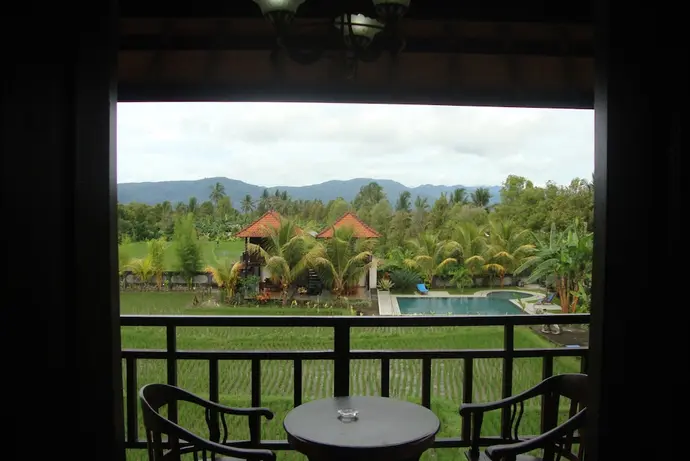 Atres Villa, Primary image