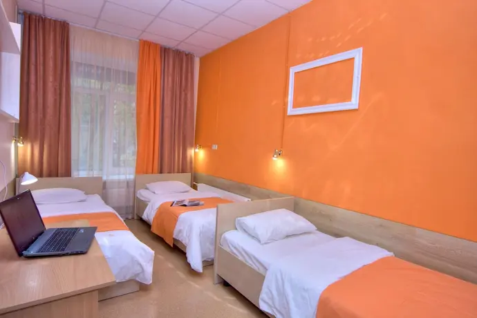Podolski Hostel, Primary image