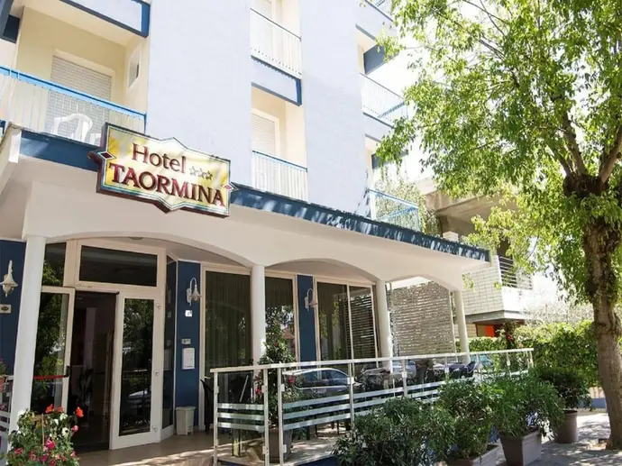 HOTEL TAORMINA, Primary image