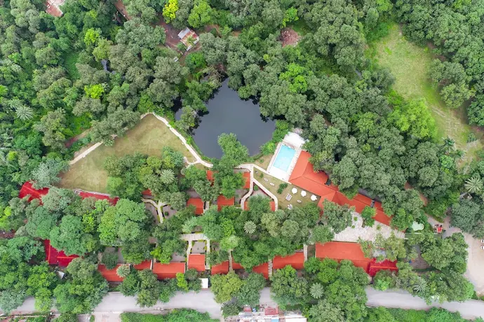 Aranya Vilas, Primary image