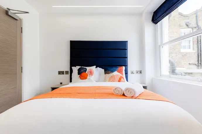 Upper Berkeley Hotel, Primary image