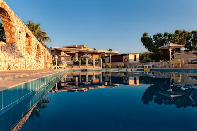 Creta Vitalis, Primary image