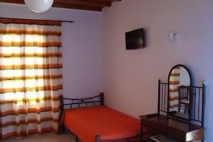 Marina Blue Ornos, Room