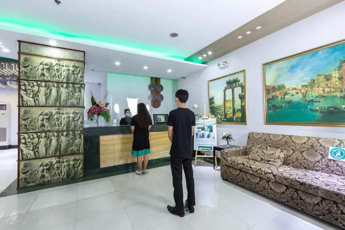 Eurotel Vivaldi Araneta, Primary image