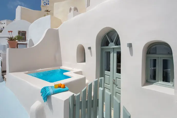 Artia Mansion, Primary image