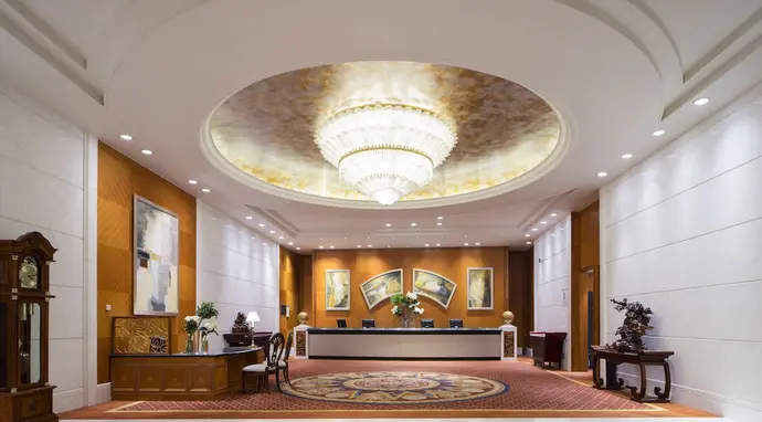 Hongqiao Jin Jiang Hotel, Reception