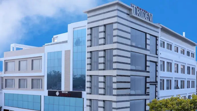 Hotel Tridev, Primary image