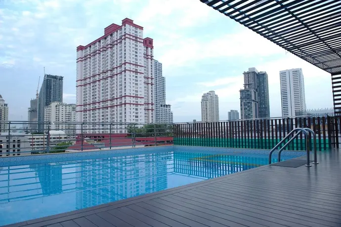 Top High Airport Link Hotel, Primary image