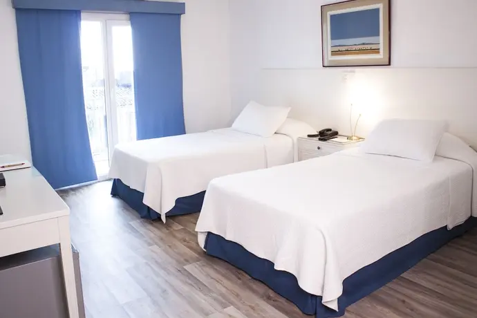 Hotel Cecilia, Primary image