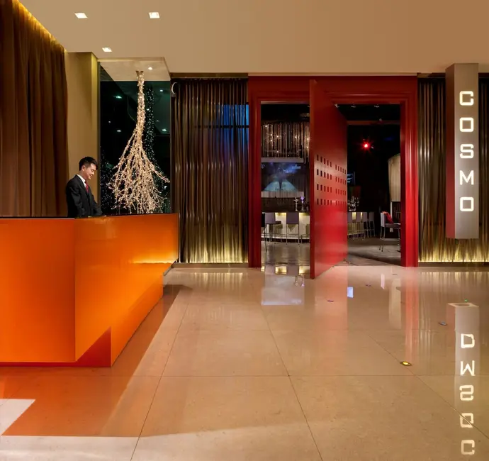 Cosmo Hotel Hong Kong, Lobby