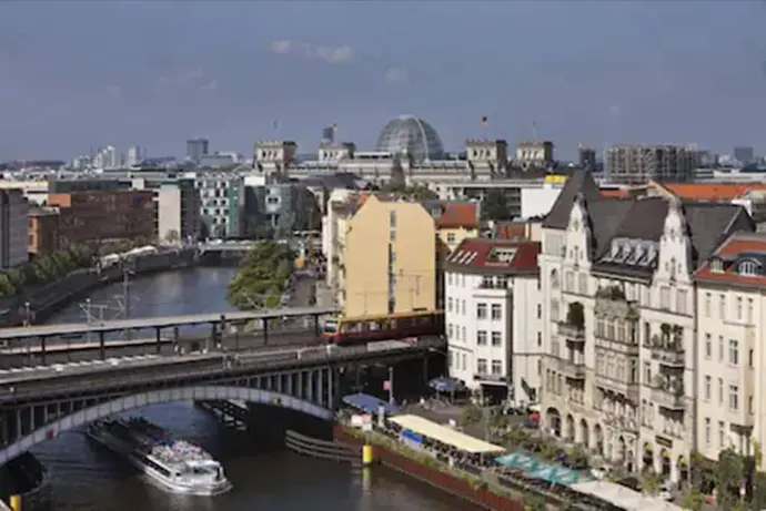 Melia Berlin, Primary image