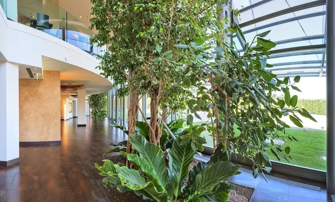 Hotel Cruise, Lobby