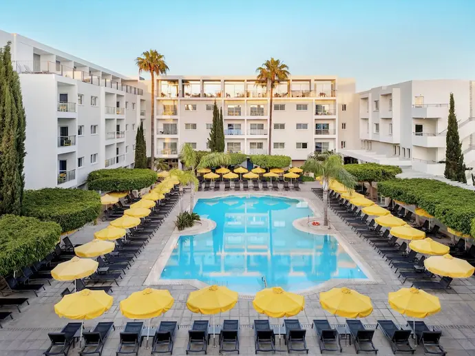 Mayfair Hotel, Primary image