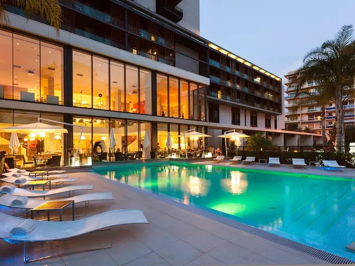 Hotel Novotel Monte Carlo, Primary image