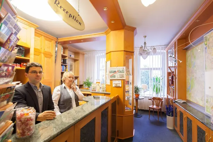 Hotel Kastanienhof Berlin, Interior entrance
