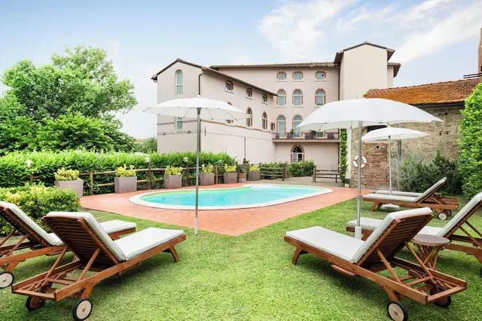 Hotel Certaldo, Primary image