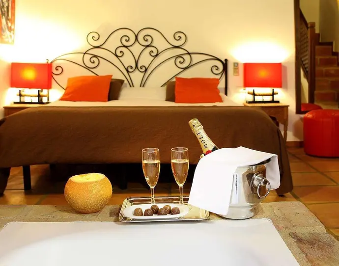 Hotel Alahuar, Primary image