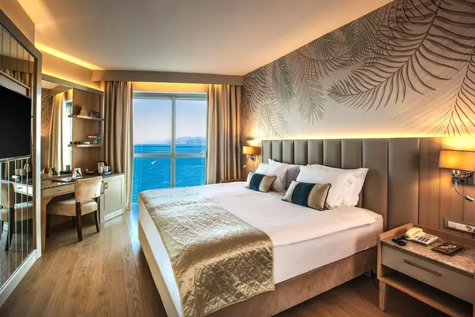 Charisma De Luxe Hotel, Primary image