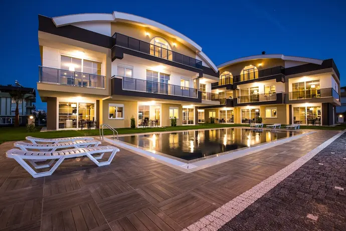 Lara Beach Homes, Primary image