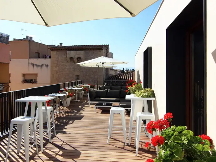Hotel Raval de la Mar, Primary image