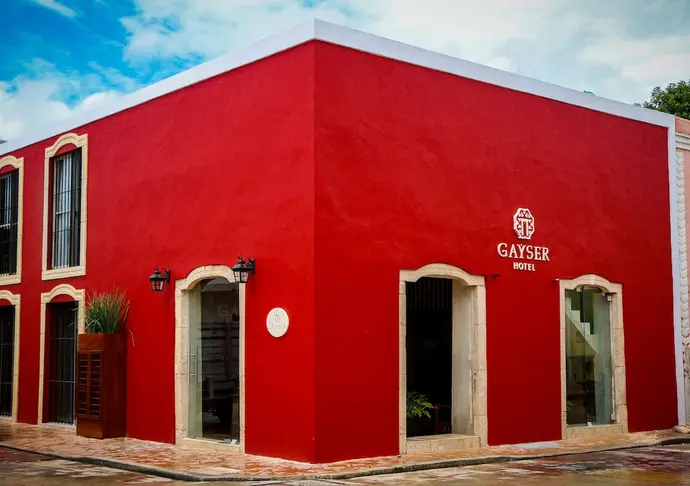 Hotel Gayser, Primary image