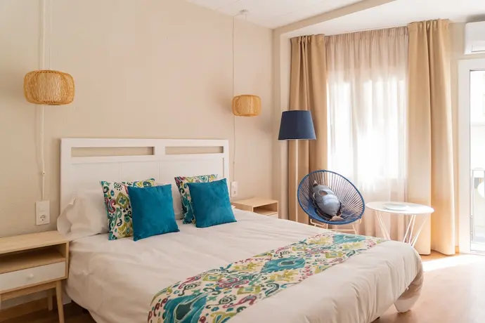 Hotel Aubi, Primary image
