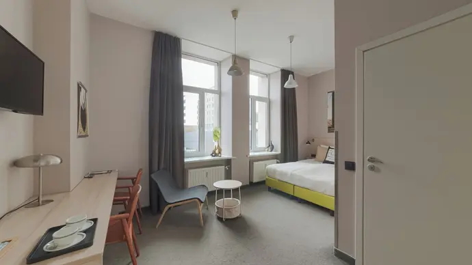 Corner Hotel, Room