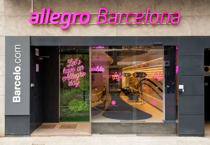 Allegro Barcelona, Primary image