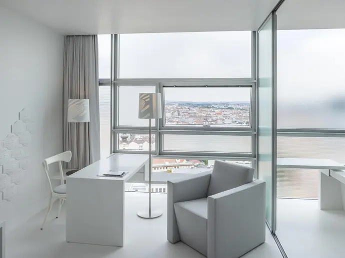 SO/ Vienna, Primary image