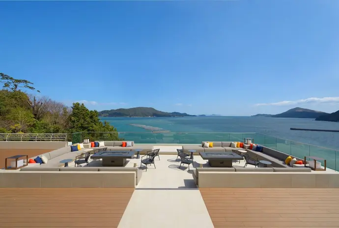 Toba Hotel International, 