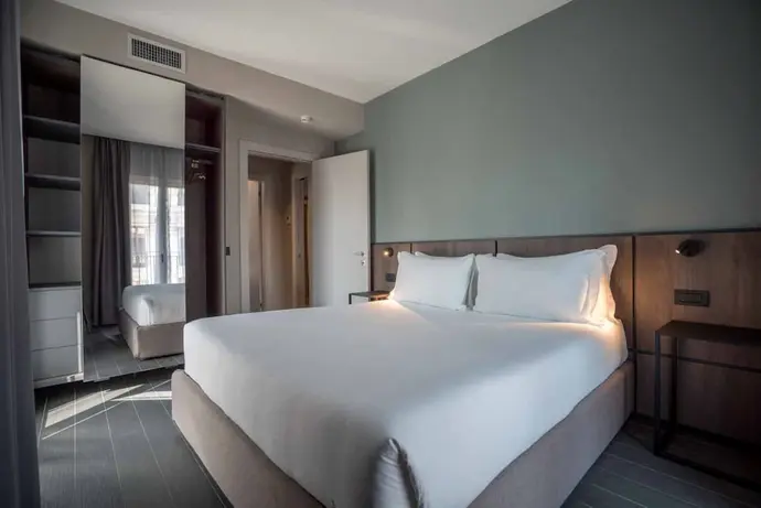 Be Mate Via Tivoli, Primary image