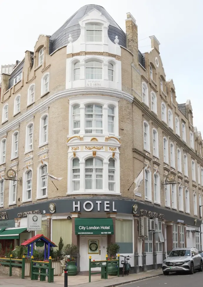 City London Hotel, Primary image