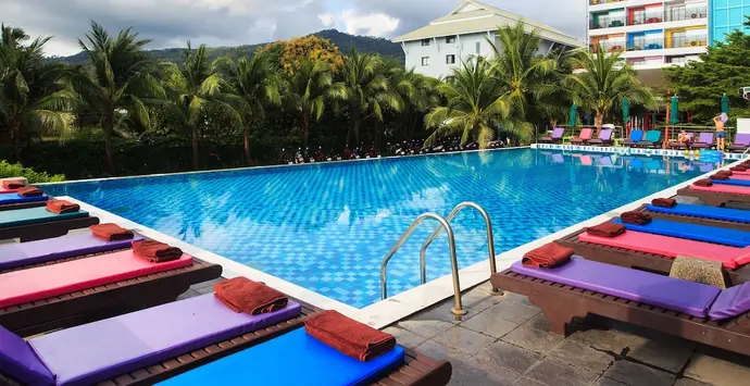 Samui VertiColor, Primary image