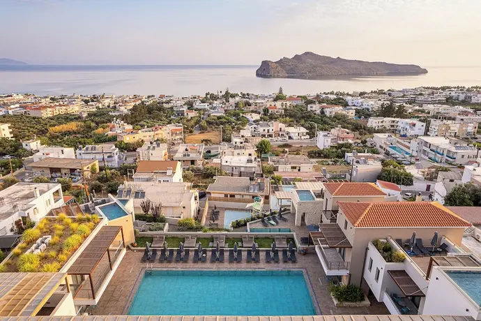 Caldera Village, Primary image
