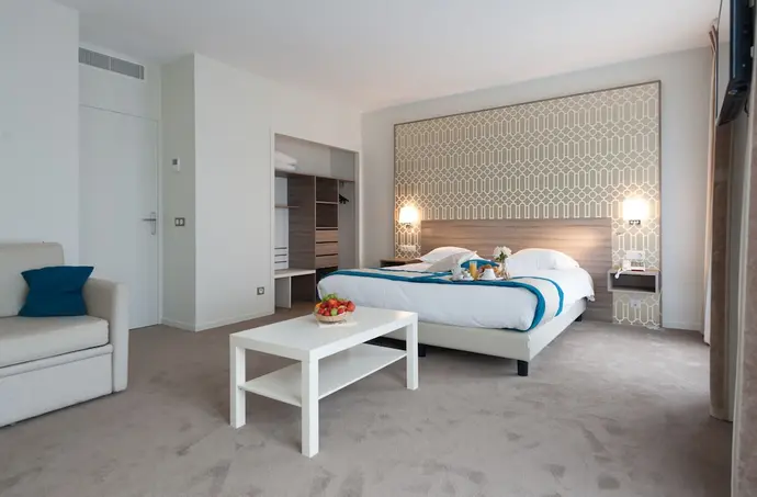 Hotel Radiana, Primary image