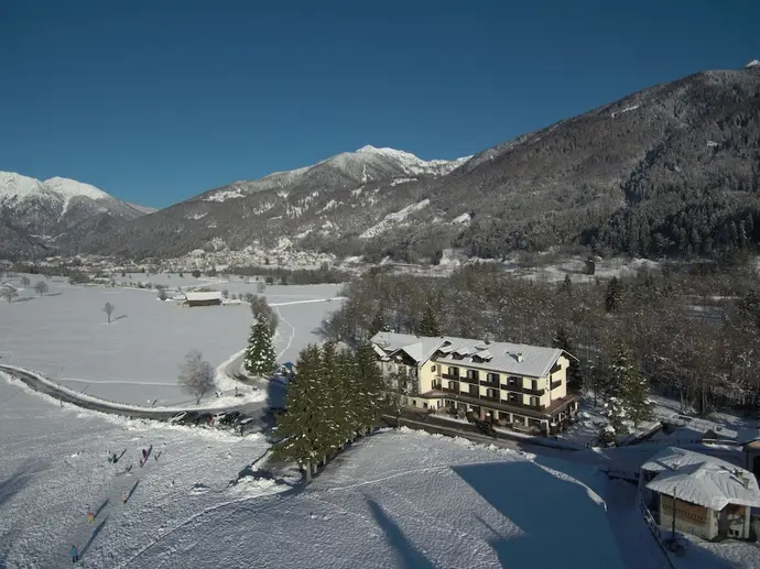 Hotel Rio, Primary image