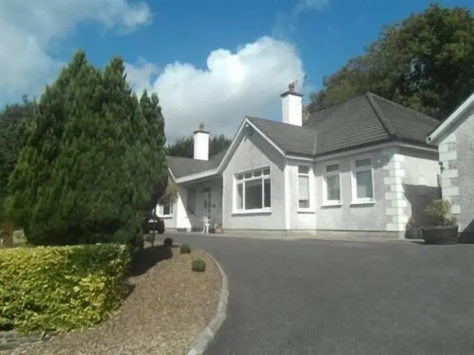 Launard House, Primary image