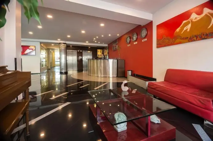 Hotel Rey Palace, Primary image