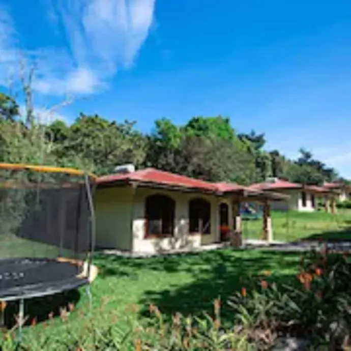 Macadamia - Monteverde, Interior entrance