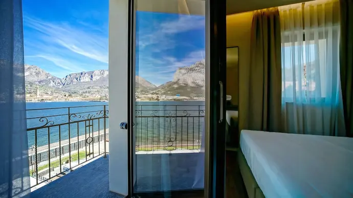 Hotel Promessi Sposi, Primary image